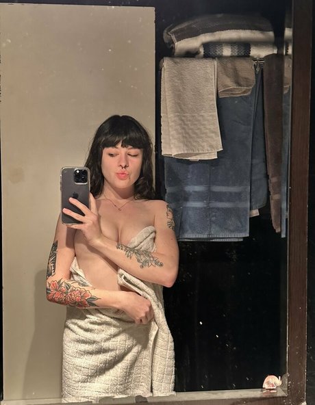 Strawberry bb OnlyFans Leak