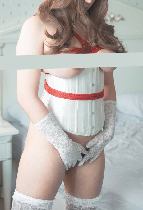 Ai Natsumi Leaks von Nacktbildern auf OnlyFans