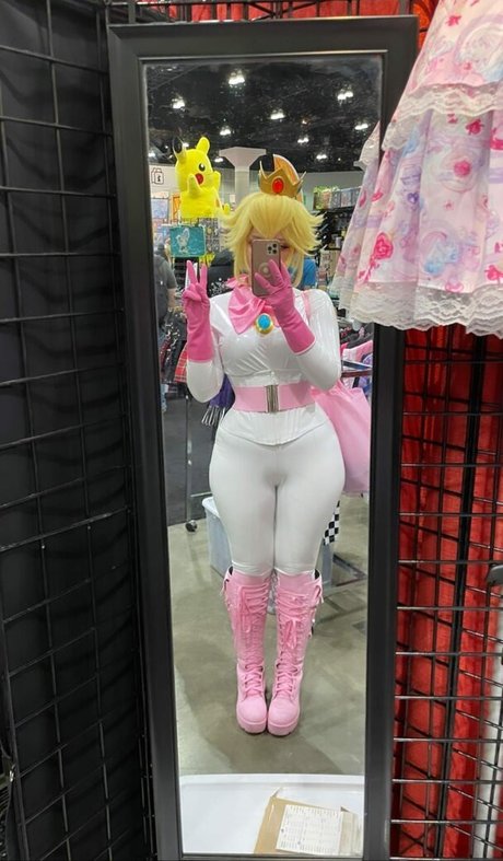 Sailorscholar OnlyFans geleakte Brüste