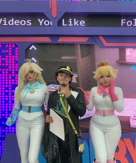 Sailorscholar OnlyFans schlank