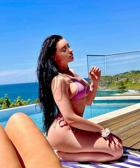 LivBev Nacktpornos auf OnlyFans