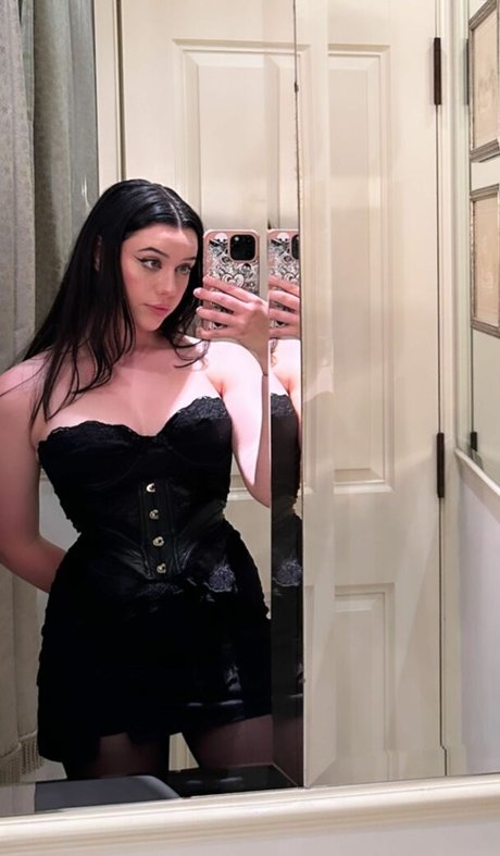 LivBev Nacktbilder OnlyFans