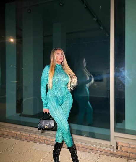 LAURA GOLD Nacktbilder geleakt