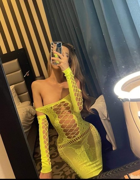 Pinky Fox OnlyFans gratis