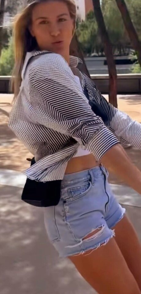 Eugenie Genie Bouchard Nacktpornos auf OnlyFans