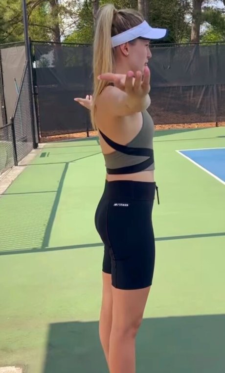 Eugenie Genie Bouchard Nacktbilder geleakt OnlyFans Aufgedeckt