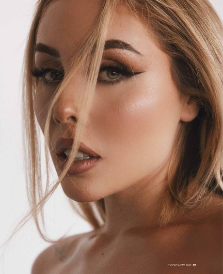 Maya Mazor OnlyFans Bilder