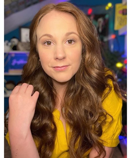 Ashleigh Burton OnlyFans schlank