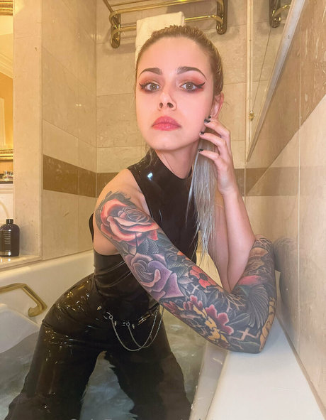 mistressmercyxox OnlyFans Inhaltstyp