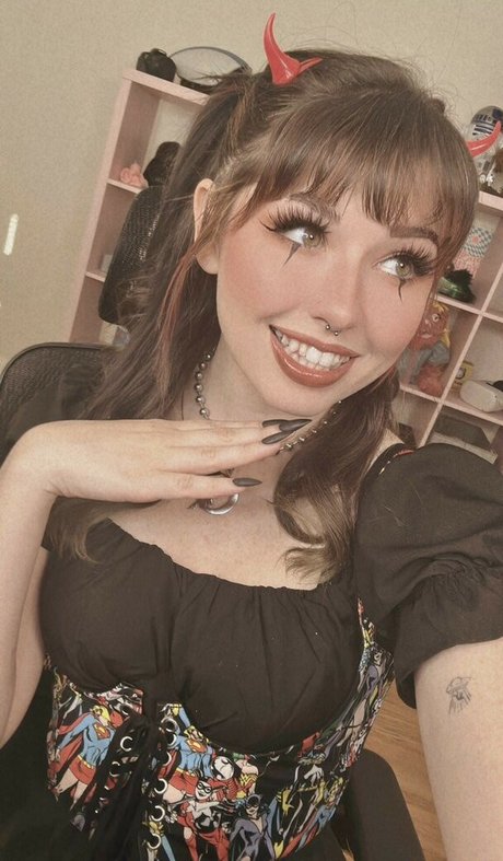 NotSaige OnlyFans Bilder nackt