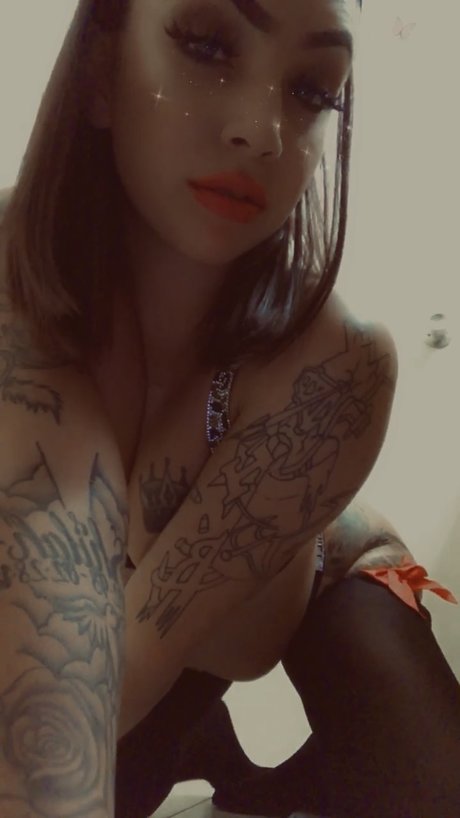 Officialskylarxo OnlyFans Striptease