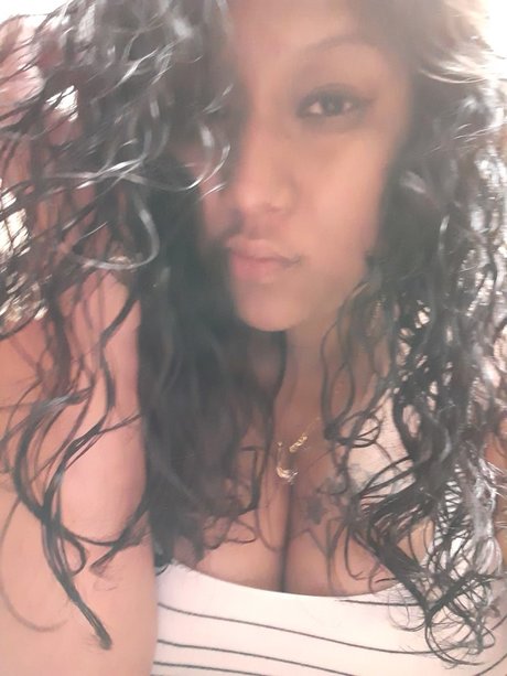 UrFaveGirl OnlyFans-Bilder