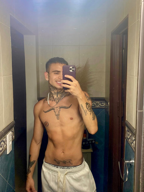 Pavloh OnlyFans geleakte Pornografie