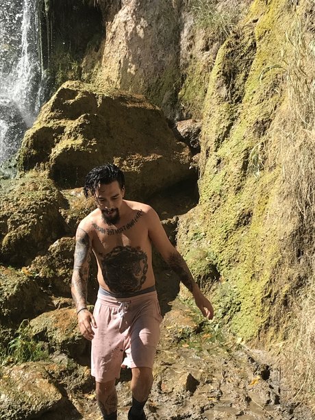 LUCKY AKA FELIX Nackt auf OnlyFans