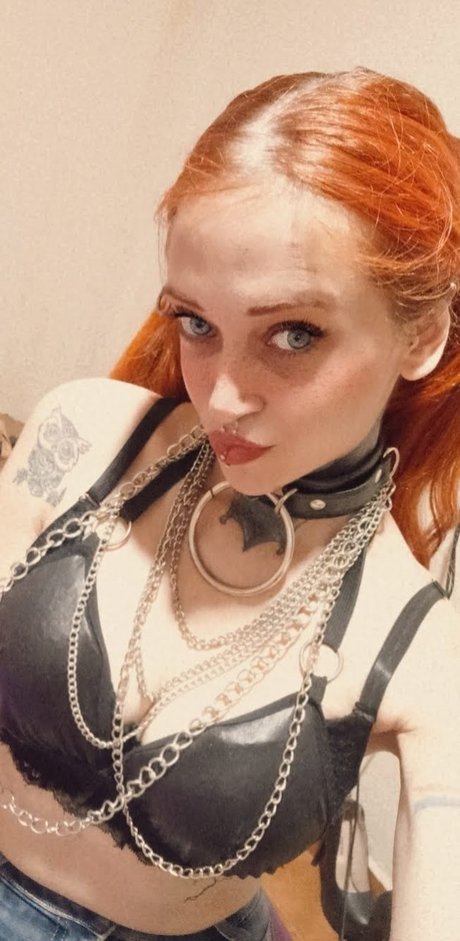 Siniestra OnlyFans Leak