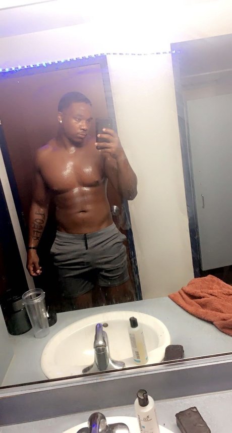 JahJahJr_ Bilder OnlyFans