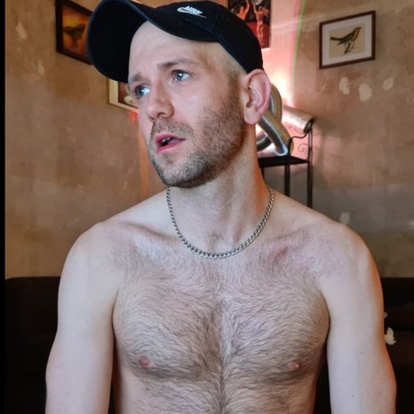 Otterplot NurlyFans-Brüste