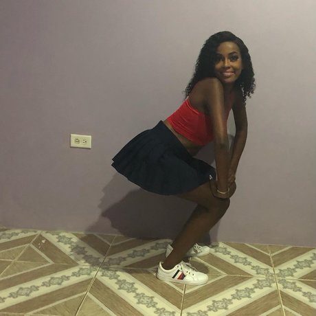 Pretty mixbreed OnlyFans Pornografie