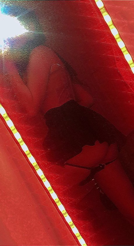 your w ore OnlyFans Pornografie