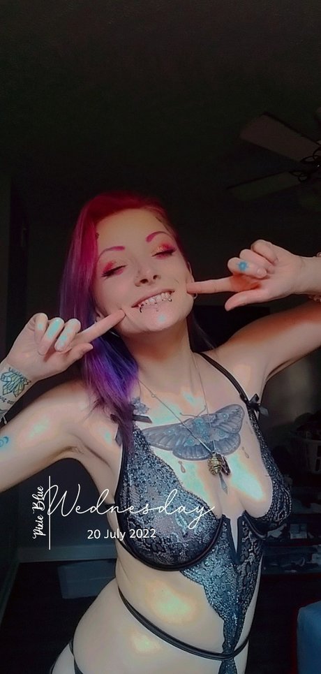 Pixie Bluee Leaked OnlyFans Fotos