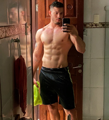 phenrqXXX OnlyFans kostenlos geleakt