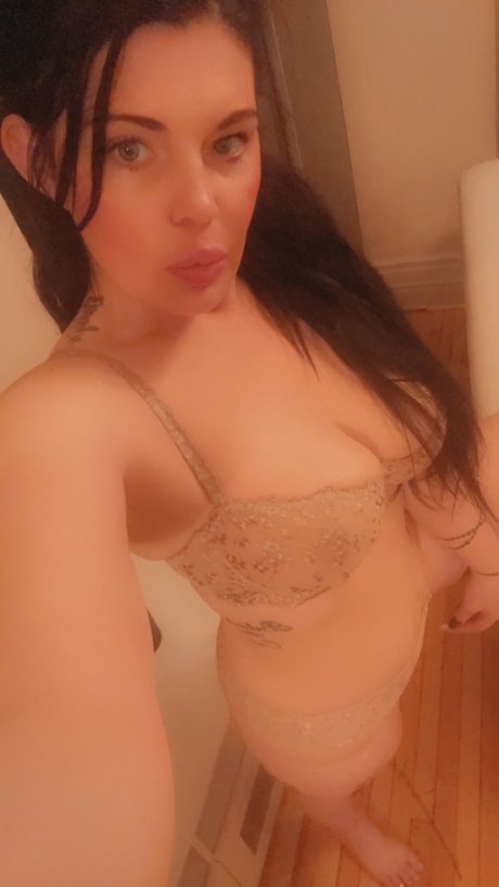 petrarose OnlyFans Nackt Content