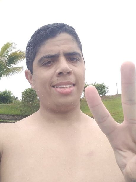 Radialista tte OnlyFans Striptease