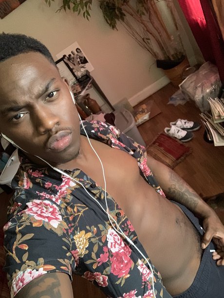 ScottieTooHottie OnlyFans-Bilder