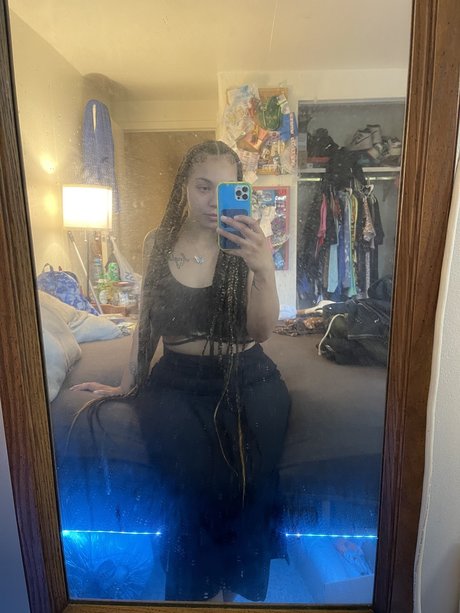 Peachie s PlayRoom Leaked OnlyFans Bilder