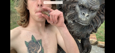 Johnny Depth OnlyFans Model Bilder