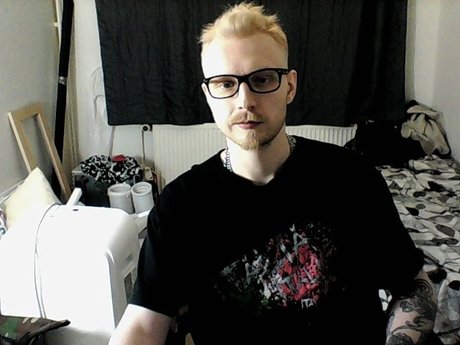 eme OnlyFans Sextape