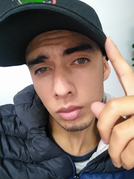 Roberto Gomez Romero Nacktbilder von OnlyFans