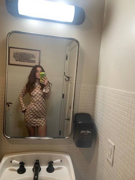 Retro Russian Doll Heiße OnlyFans Inhalte