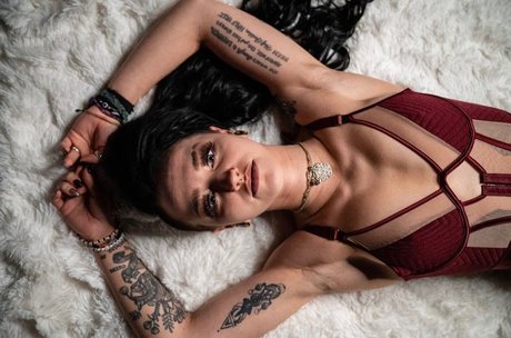 Reidthebrat OnlyFans Gratis-Inhalte