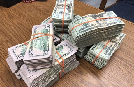 ADRIAN LAMAR OnlyFans Nacktbilder geleakt