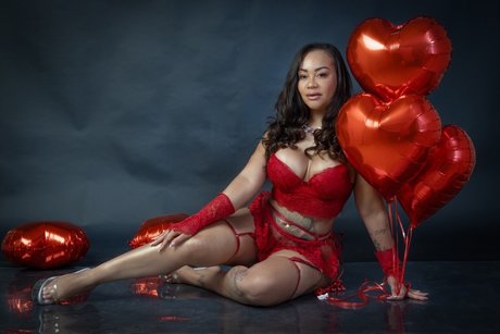 Layfer Rayka OnlyFans-Pornos