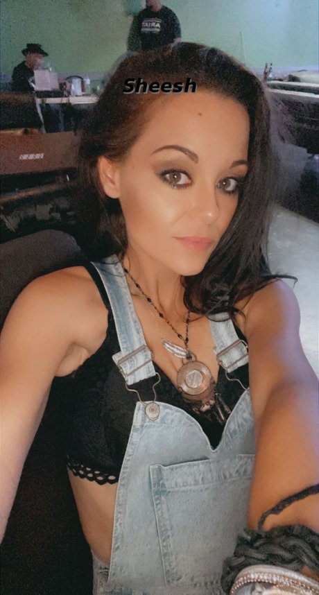 Rage Brüste OnlyFans