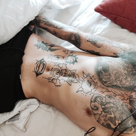 Mateo V squez Tattoo OnlyFans XXX