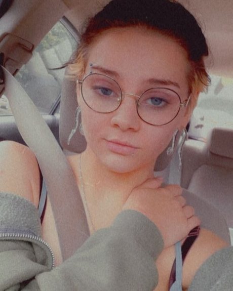 MapleMcgee OnlyFans-Pornos