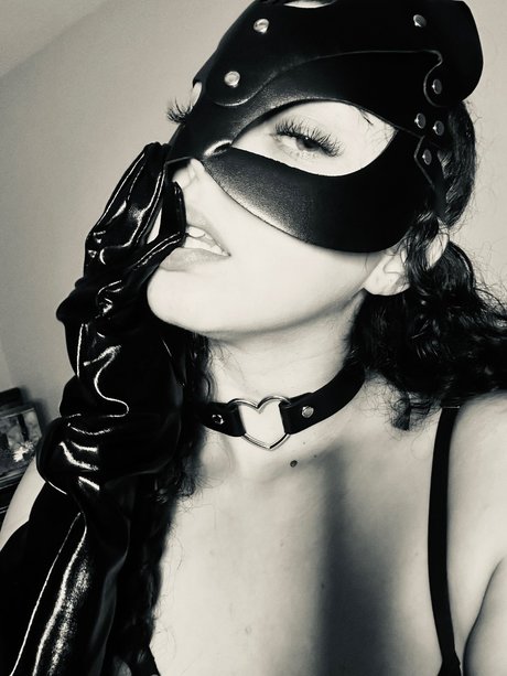 _O K_ Nackt auf OnlyFans Leaks