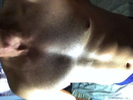 Robert Zumba OnlyFans schlank