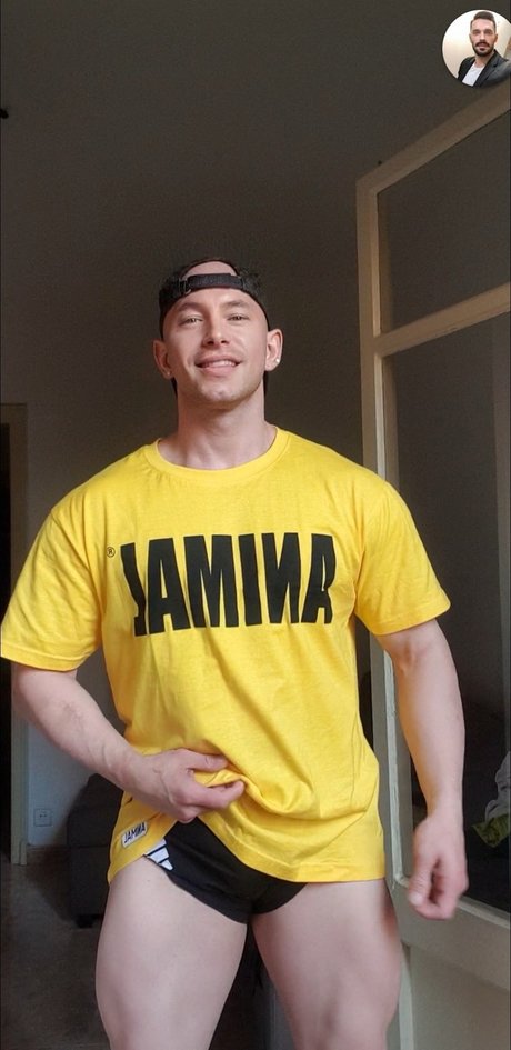 ROBERTO GONZALEZ Nackt OnlyFans