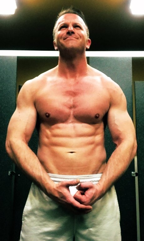 Marshall Ryan Strip OnlyFans