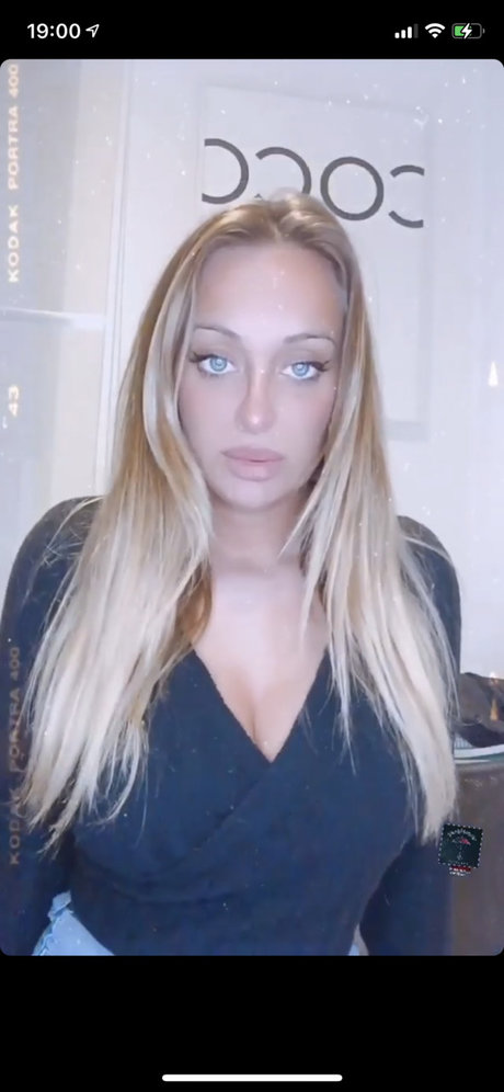 Marina Serna Nicolau Auf OnlyFans