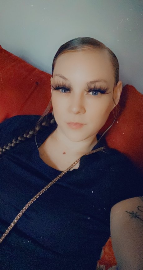 Marilyn Kash Nacktpornos auf OnlyFans