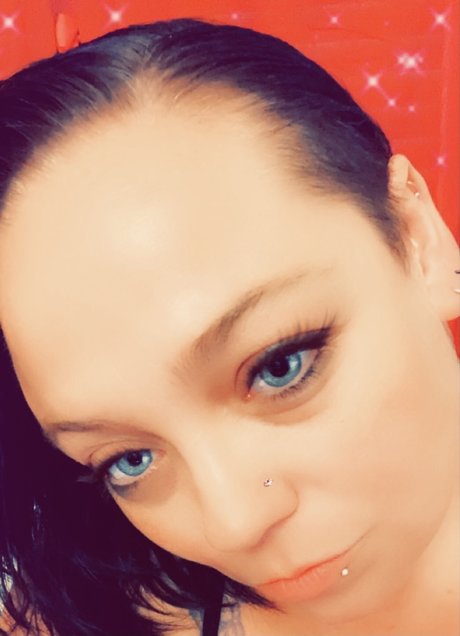 Angelique Nacktbilder von OnlyFans geleakt