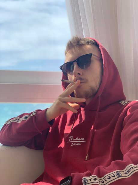 _Maxi Raw_ OnlyFans explizite Inhalte