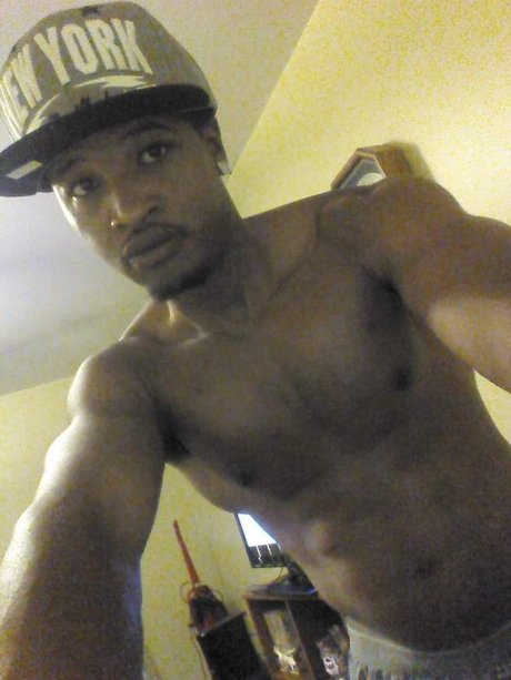 Max7002 Leaks von Nacktbildern auf OnlyFans