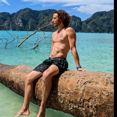 Maurizio D Auria_ Nacktbilder von OnlyFans