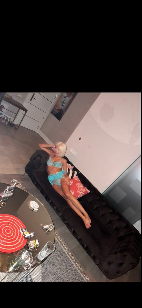 Alisya Bahar Candan Private_ OnlyFans Fotos